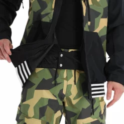 ColourWear, League Jkt Chaqueta De Esquí Hombres Camo Olive Verde -PARQUE DE ESQUI colourwear league jkt af anorak heren camo olive groen 22colou102v3 BI 09